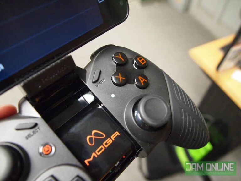 Moga Pro Hands-on