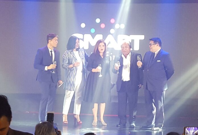 Watch Les Miserables first with Smart Infinity along with awesome perks from PAL and Samsung!