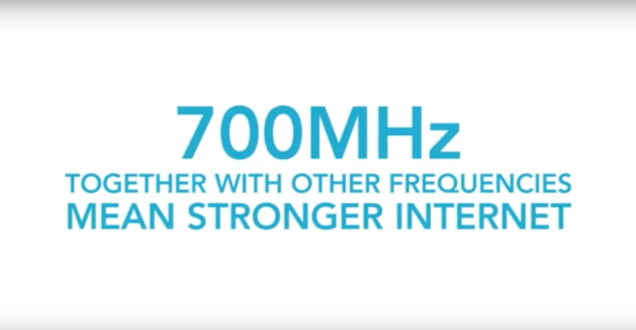 SMART and Globe now utilizes the 700MHz spectrum