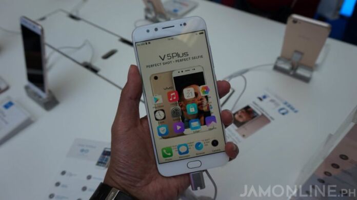 VIVO V5 Plus Launched: Packs 20-megapixel front camera