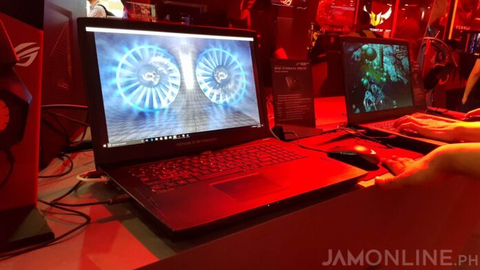 ASUS ROG Strix GL702ZC: The First Ryzen-powered Gaming Laptop