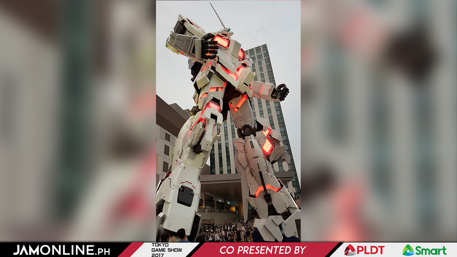 unicorn gundam life size