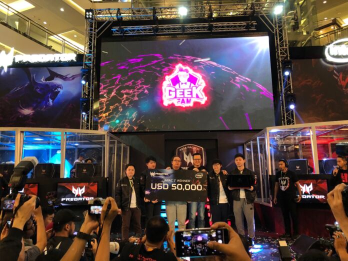 GeekFam is the Champion of the Predator League 2018!
