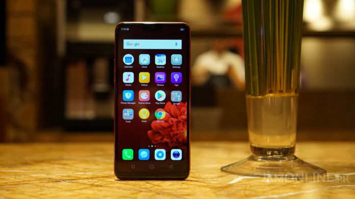 OPPO F7 Review: A Sexy Selfie-Centric Smartphone