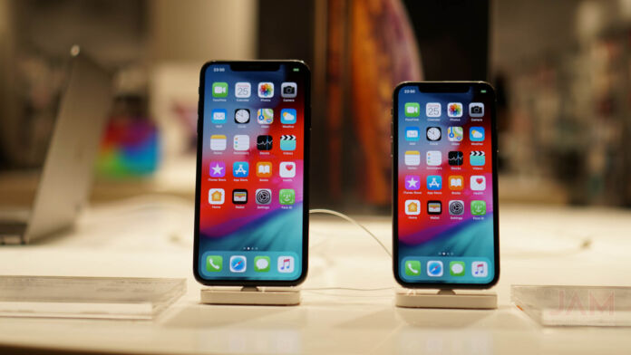 iPhone Xs and Xs Max now available at Beyond The Box