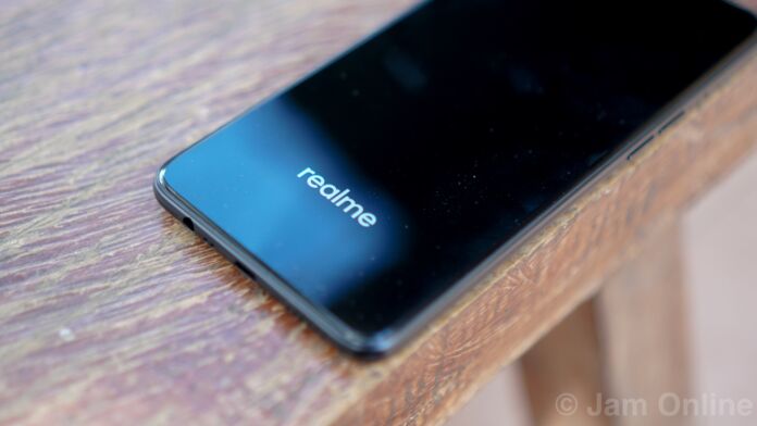 Realme offer smartphones with stylish design for an affordable price