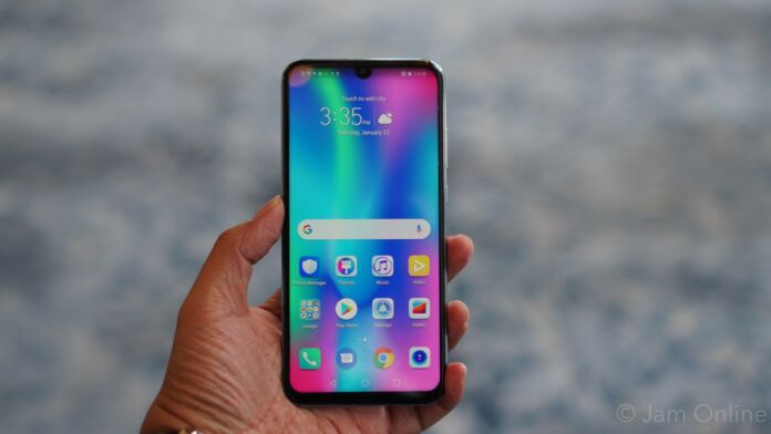 Get the Honor 10 Lite for only Php8,491 at Shopee