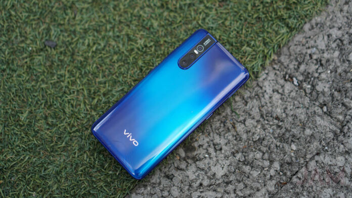 Capturing photos that light up the night featuring Vivo V15’s AI Triple Camera