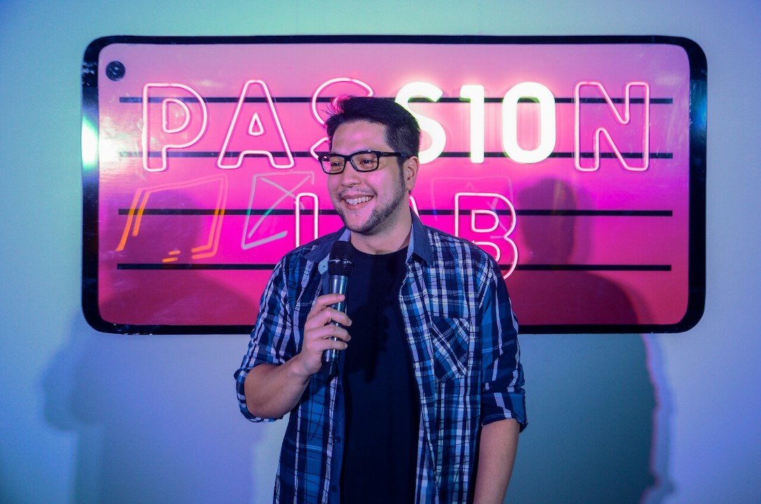 Samsung PH held its 5th leg of PASS10N LAB gamers ft.  Gino Quillamor