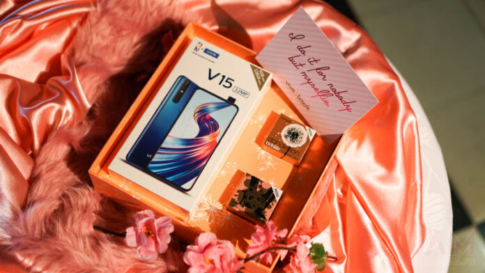 Get a chance to win Benefit cosmetics when you purchase a Vivo V15 blossom pink