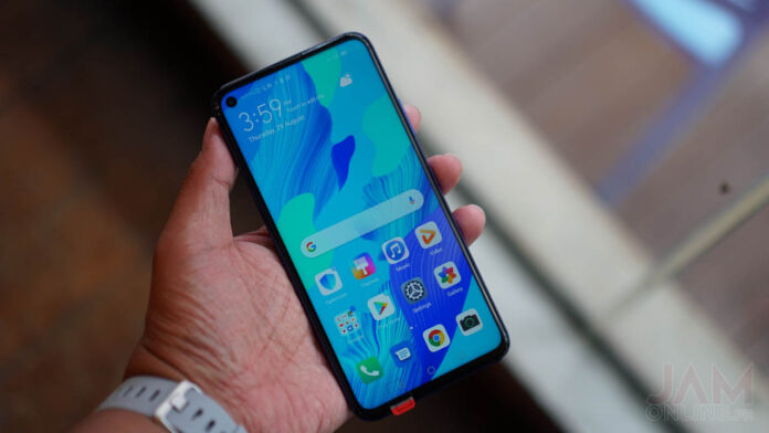 Huawei Nova 5T Now Available for Pre-order