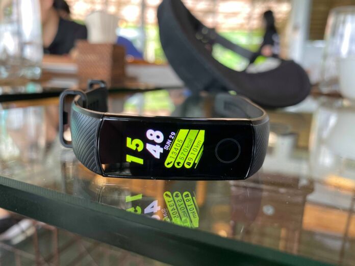 Honor Band 5 Now Available Today