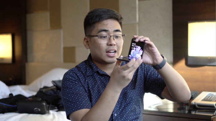 Samsung Galaxy Z Flip Quick Review Video