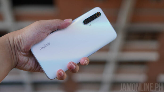 realme is offering discounts at Shopee and Lazada 8.8 sale!