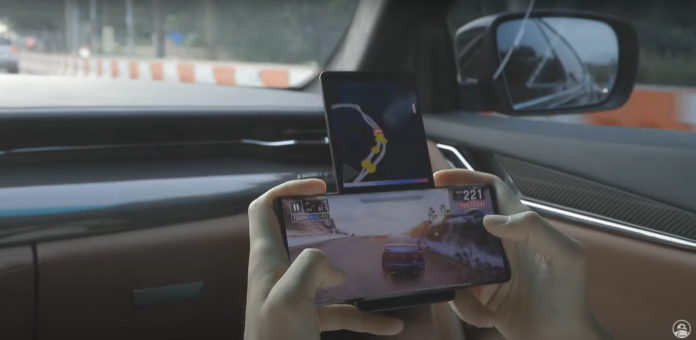 LG Wing Smartphone Packs A Dual Rotating Screen and Costs $1,000