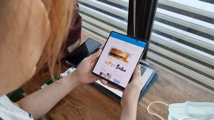 PayMaya launches the PayMaya Mall in where you can get the best cashless deals!