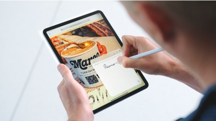 iPadOS 15 Unveiled: Better multitasking and homescreen widgets!