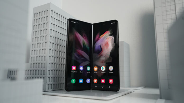 Samsung Galaxy Z Fold3 5G and the Galaxy Z Flip3 5G Launched!