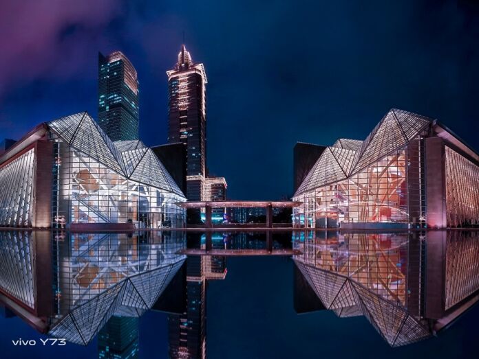 Make your nightlife extra memorable with the new vivo Y73