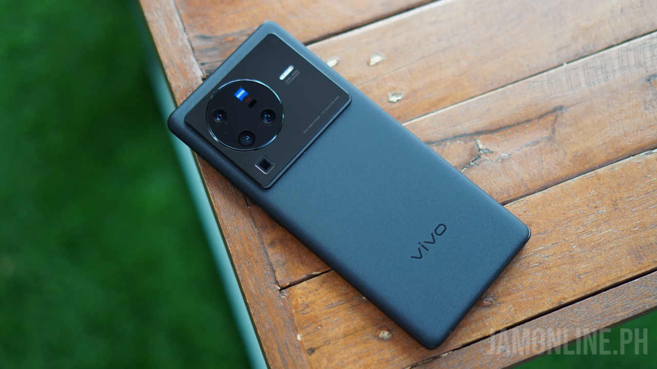 Vivo's flagship X80 Pro now has a custom 50MP Samsung GNV sensor, portrait  camera OIS and more: Digital Photography Review