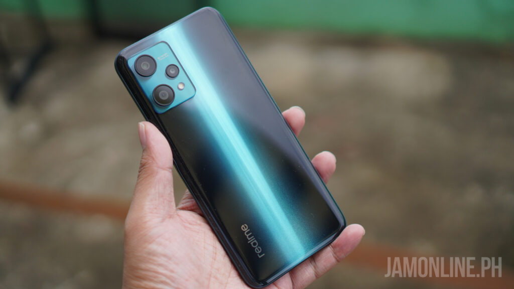 Realme 9 Pro review: Design and handling