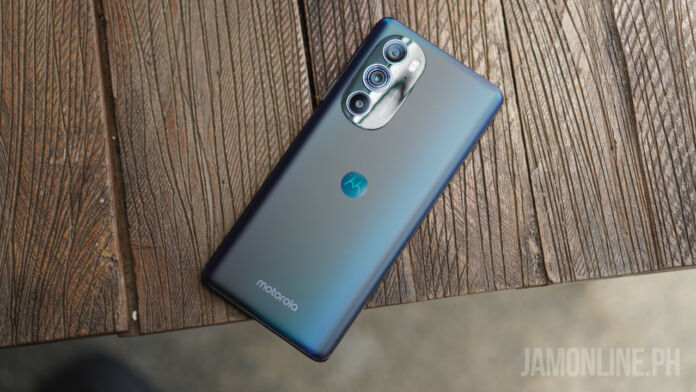 Moto Edge 30 Pro Review