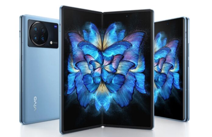 From folding phones to self-developed chips: The best tech vivo released in 2022