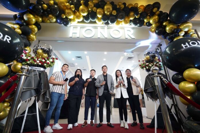 HONOR Philippines Expands with New Experience Stores at SM City Marilao and Marikina