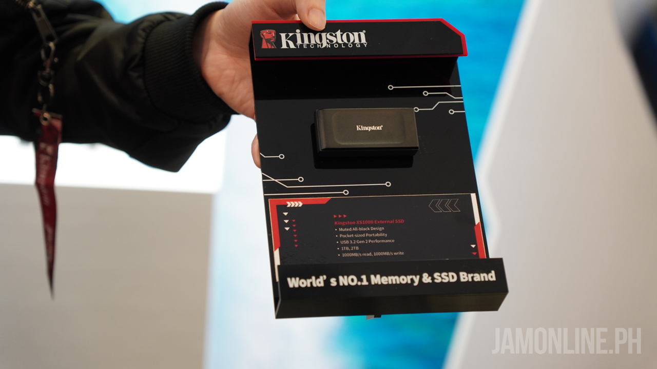 XS1000 portable SSD