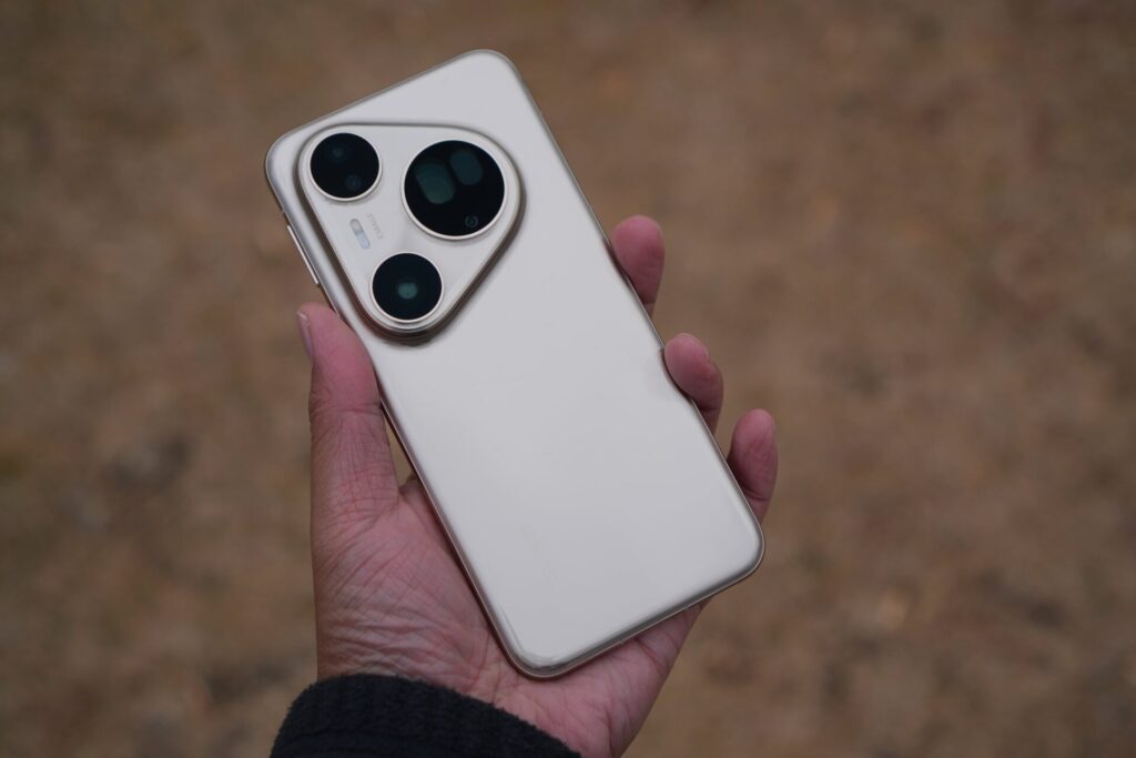 HUAWEI Pura Ultra ()