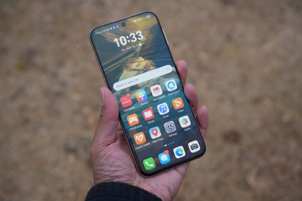 HUAWEI Pura Ultra ()