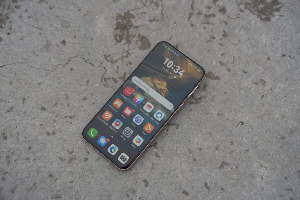 HUAWEI Pura Ultra ()