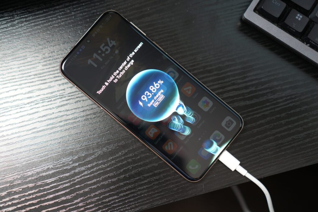 HUAWEI Pura Ultra ()