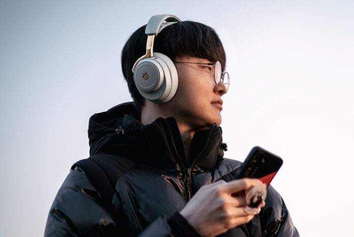 SteelSeries launches Arctis Nova Elite in the Philippines