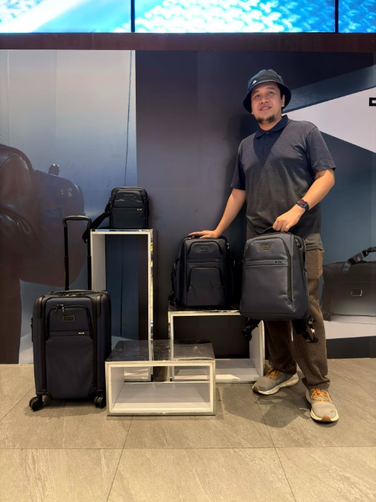 Tumi Philippines () () Tumi Philippines () ()