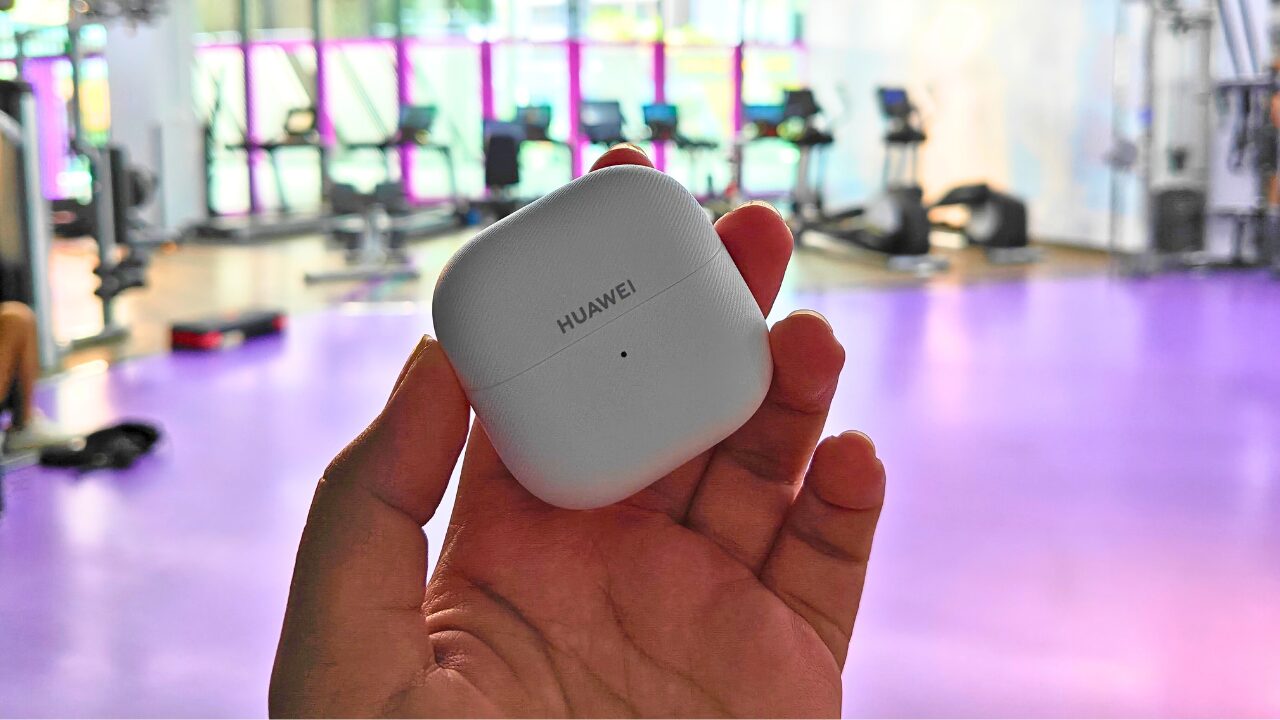 HUAWEI FreeClip Case