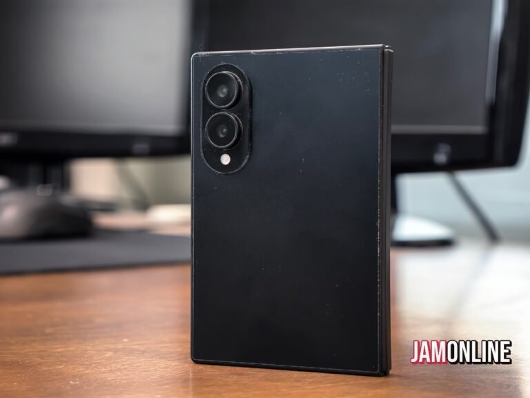 Samsung Galaxy Z Fold 8 Wide Hands-On: Familiar Design, Much Wider Body