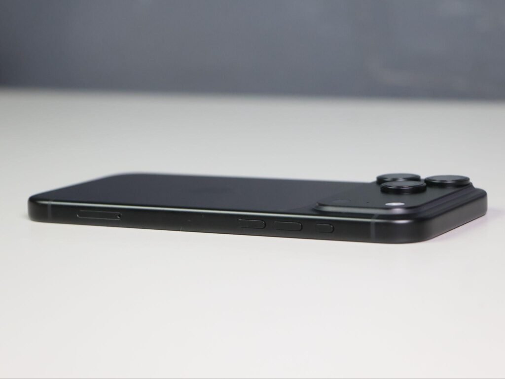iPhone 18 Pro Max Action button and volume rocker